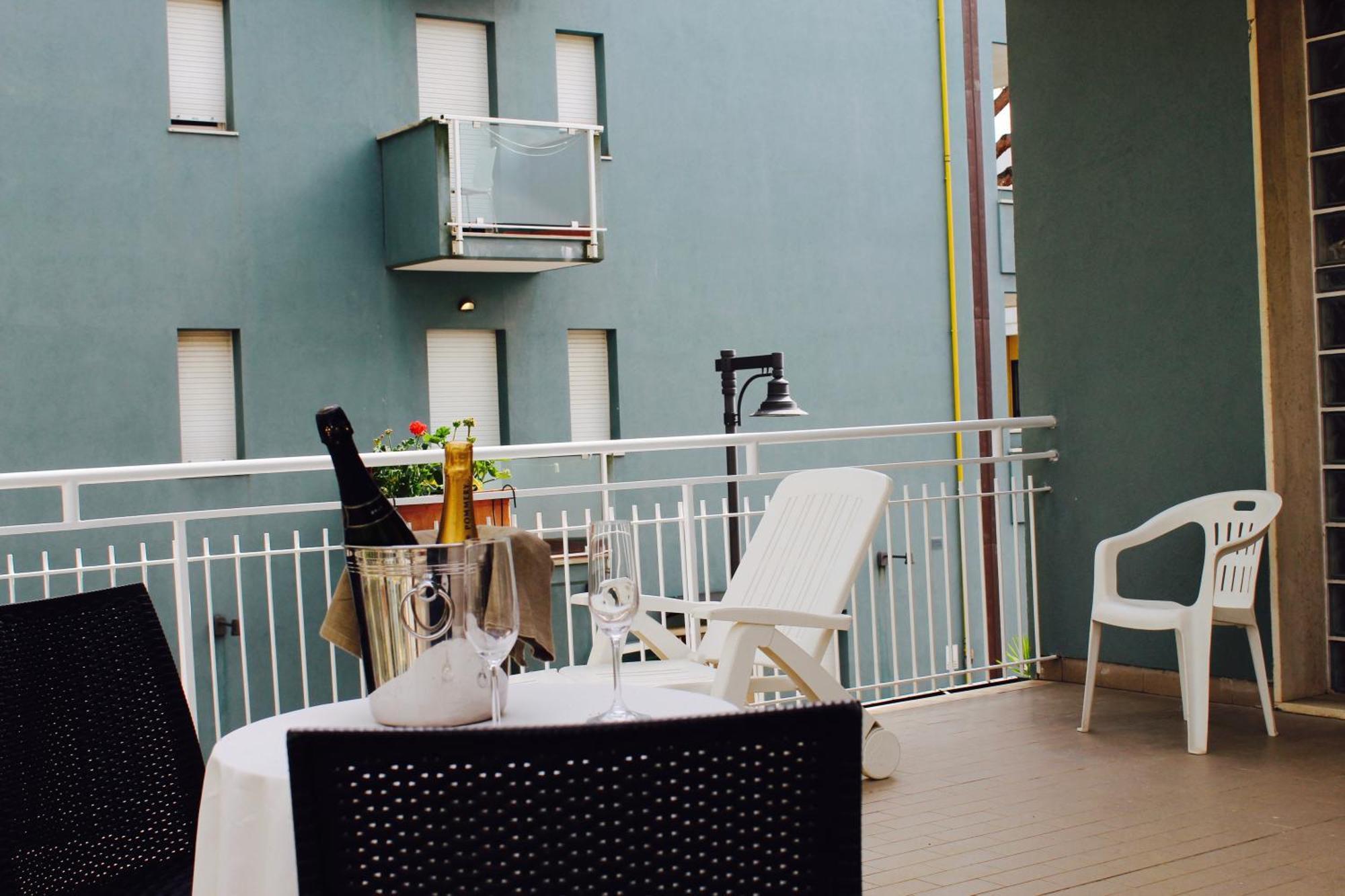 Blue Loft Hotel Cesenatico Eksteriør bilde